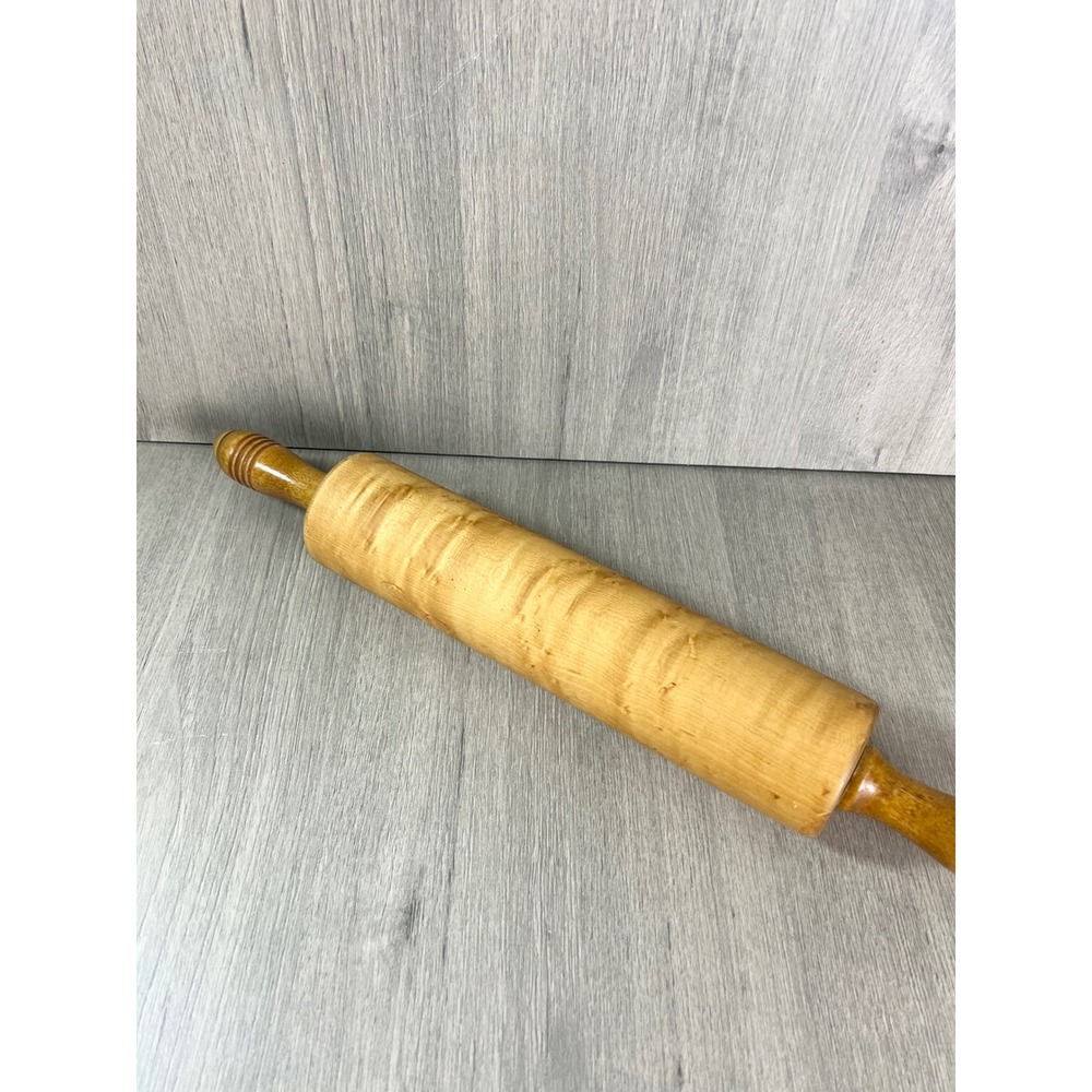Vintage Munising Birdseye Maple Rolling Pin Tiger Stripe Wood Kitchenware